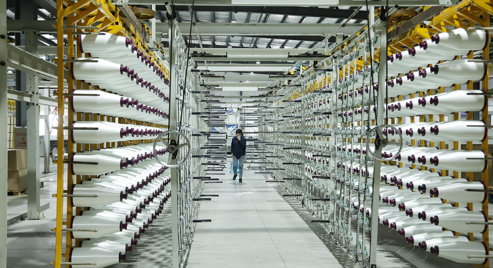 إنتاج أقمشة الألياف الزجاجية